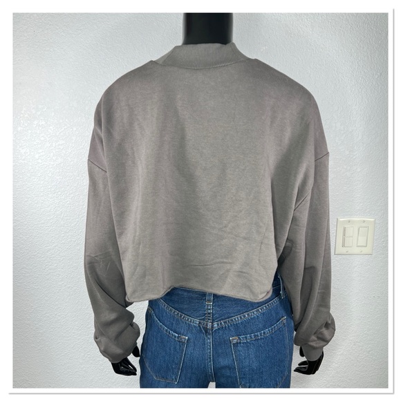 Divided H & M Cropped Women’s Sweater Sz XL NWT - Picture 5 of 10